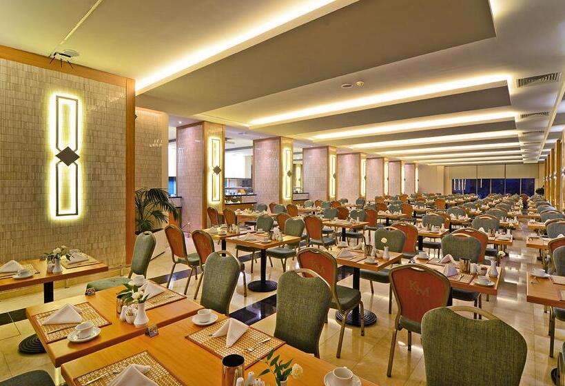 Korumar Hotel Deluxe