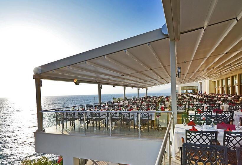 Korumar Hotel Deluxe