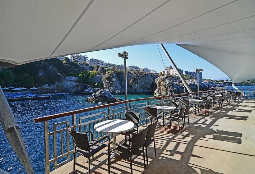 Korumar Hotel Deluxe