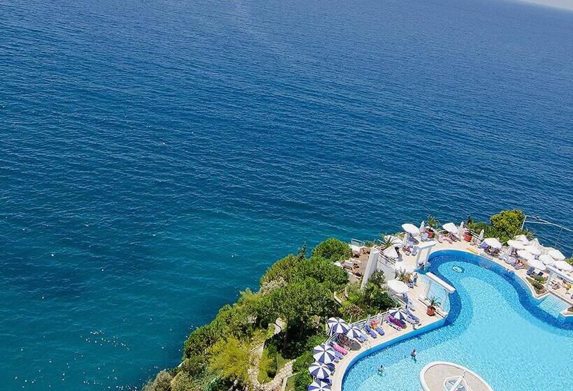 Korumar Hotel Deluxe