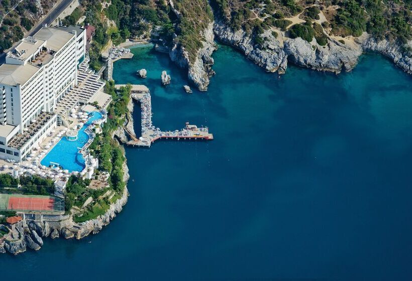 Korumar Hotel Deluxe