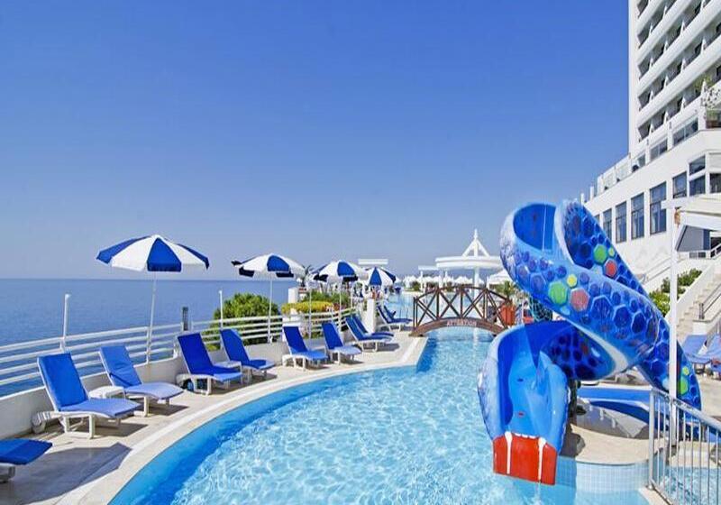 Korumar Hotel Deluxe