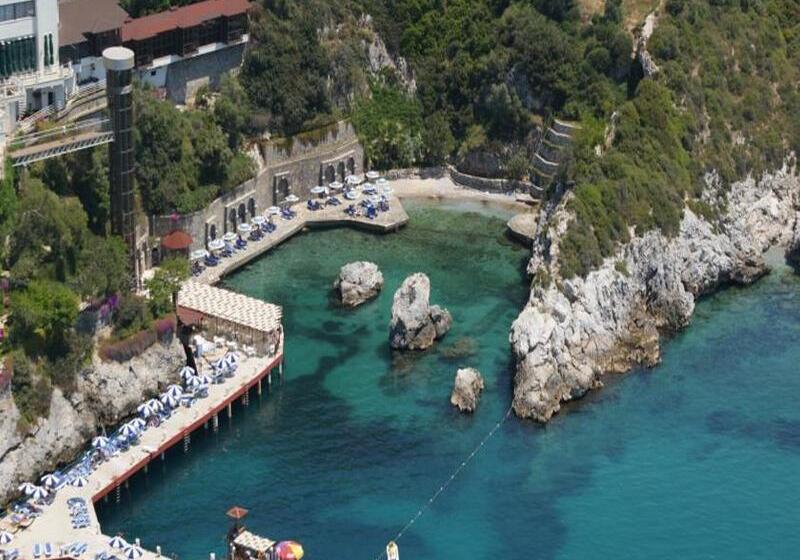 Korumar Hotel Deluxe