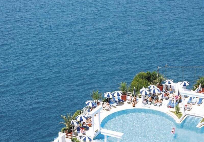 Korumar Hotel Deluxe