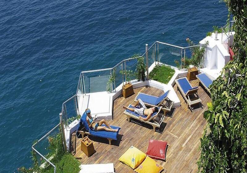 Korumar Hotel Deluxe