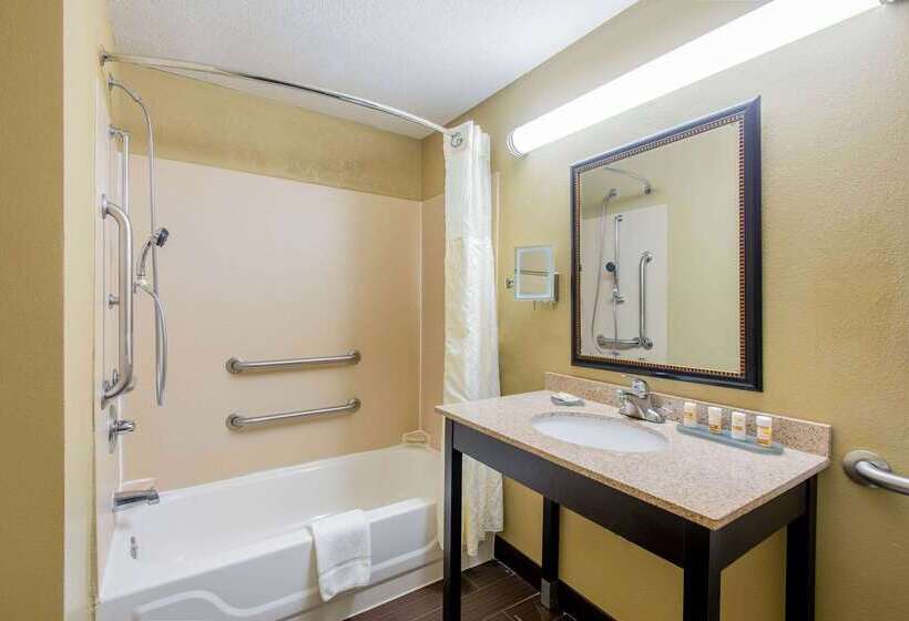 فندق La Quinta Inn & Suites By Wyndham Elkview  Charleston Ne