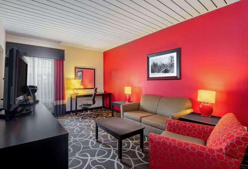 فندق La Quinta Inn & Suites By Wyndham Elkview  Charleston Ne