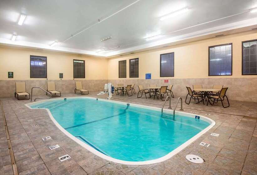 ホテル La Quinta Inn & Suites   New River Gorge National Park