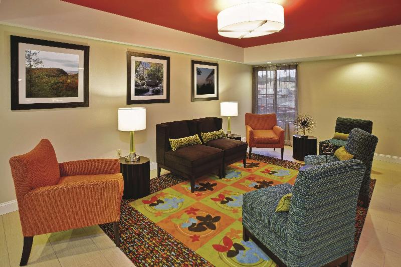 فندق La Quinta Inn & Suites   New River Gorge National Park