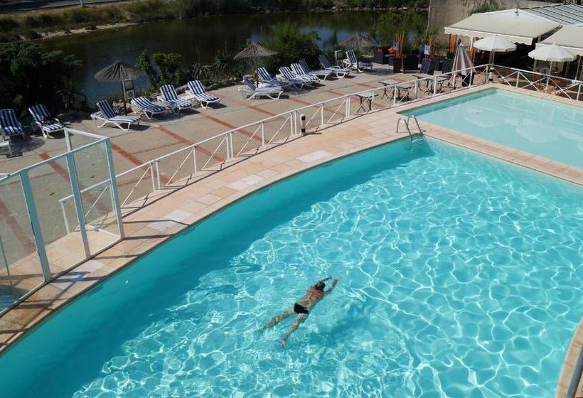 호텔 Le Phoebus Garden & Spa