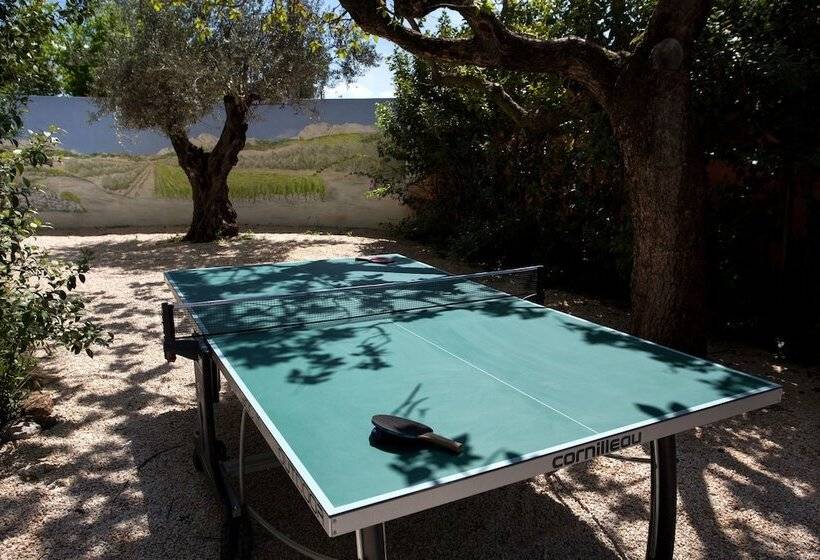 호텔 Logis Vignes Blanches Hôtel Cosy Et Restaurant De Terroir