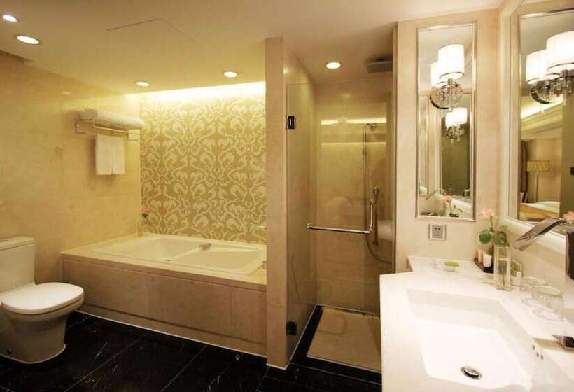 בית מלון כפרי Luxemon Xinjiang Yindu