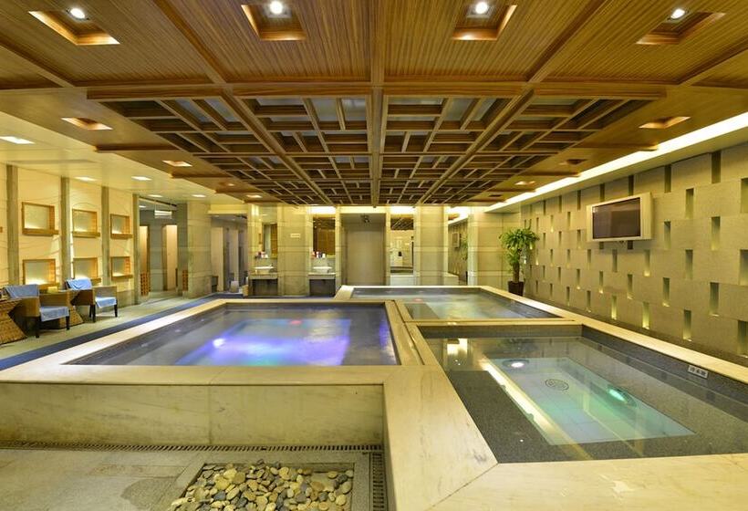 בית מלון כפרי Luxemon Xinjiang Yindu