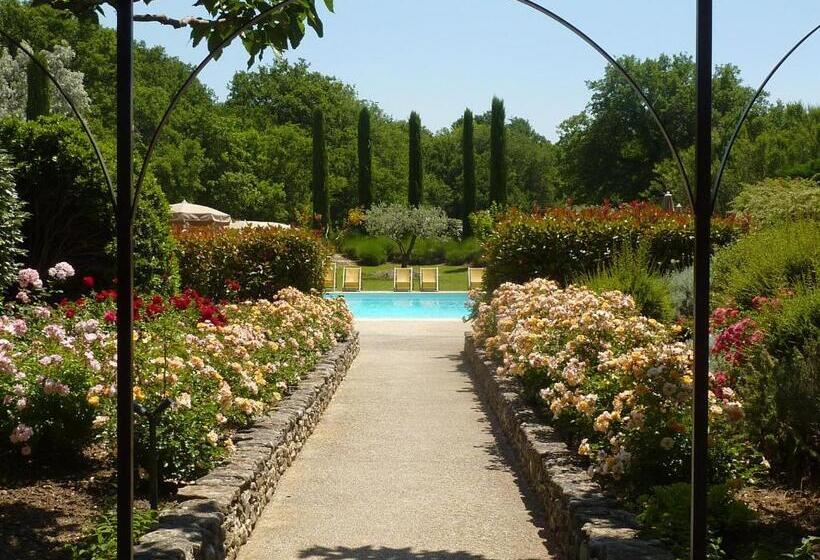 فندق Mas De La Senancole