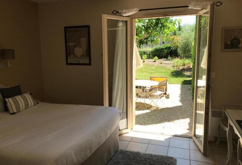 فندق Mas De La Senancole