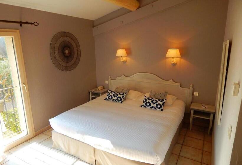 فندق Mas De La Senancole