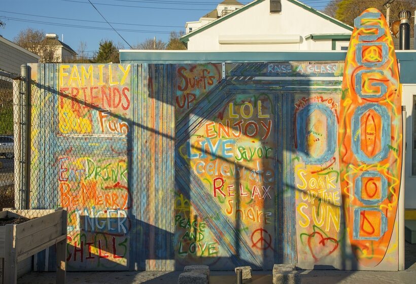 فندق Nantasket Beach Resort