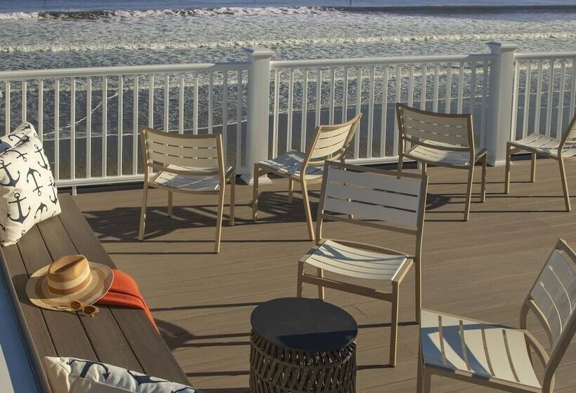 فندق Nantasket Beach Resort