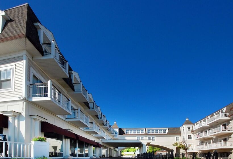 فندق Nantasket Beach Resort