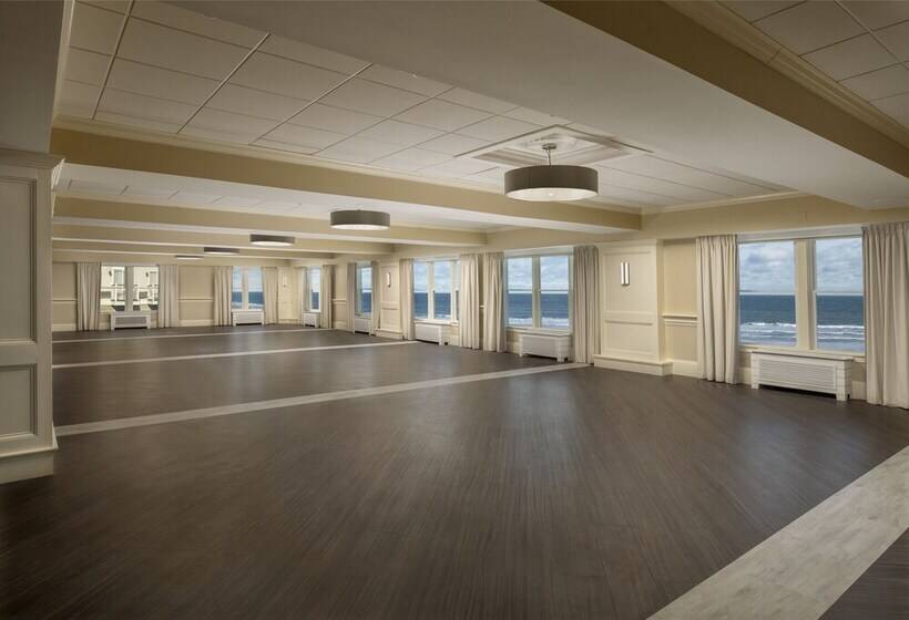 فندق Nantasket Beach Resort