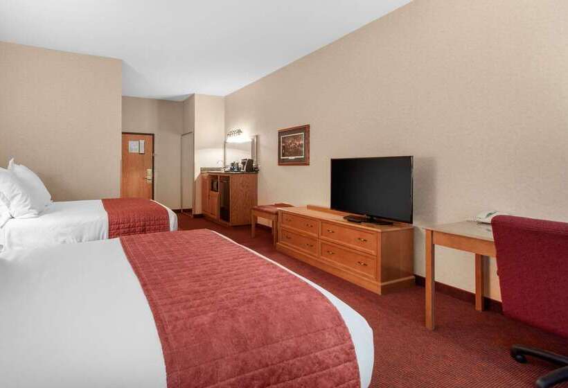 Norfolk Lodge & Suites, Ascend Hotel Collection