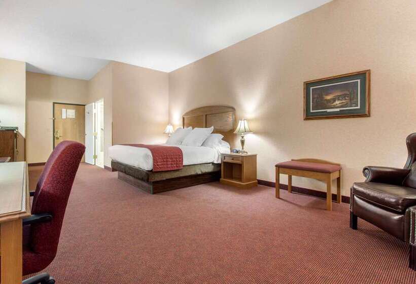 Norfolk Lodge & Suites, Ascend Hotel Collection