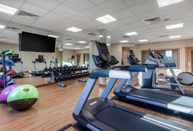 Norfolk Lodge & Suites, Ascend Hotel Collection