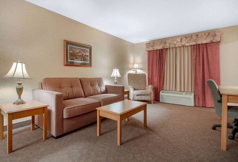 Norfolk Lodge & Suites, Ascend Hotel Collection