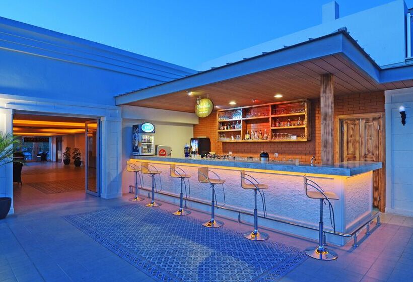 호텔 Palm Wings Beach Resort & Spa Kusadasi All Inclusive