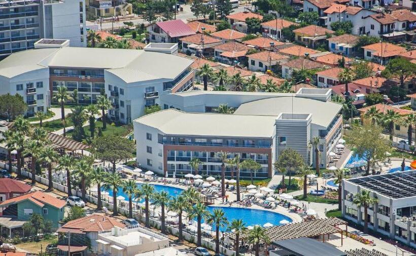 호텔 Palm Wings Beach Resort & Spa Kusadasi All Inclusive