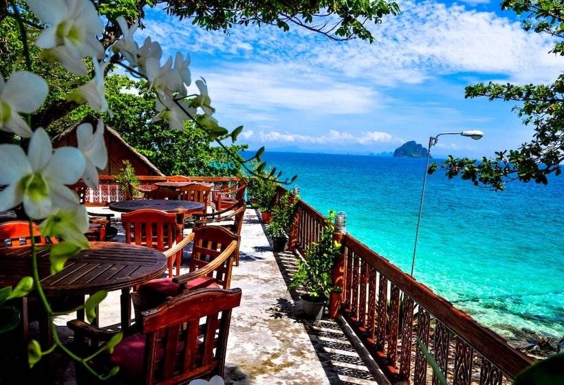 בית מלון כפרי Phi Phi Natural Resort