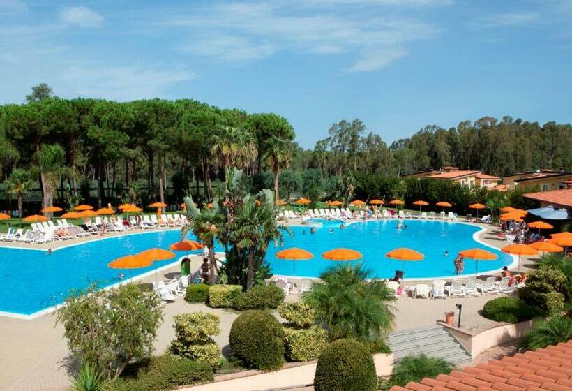 בית מלון כפרי Ihr Pizzo Calabro Resort