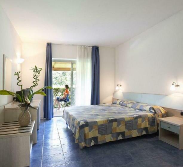 Отель Ihr Pizzo Calabro Resort