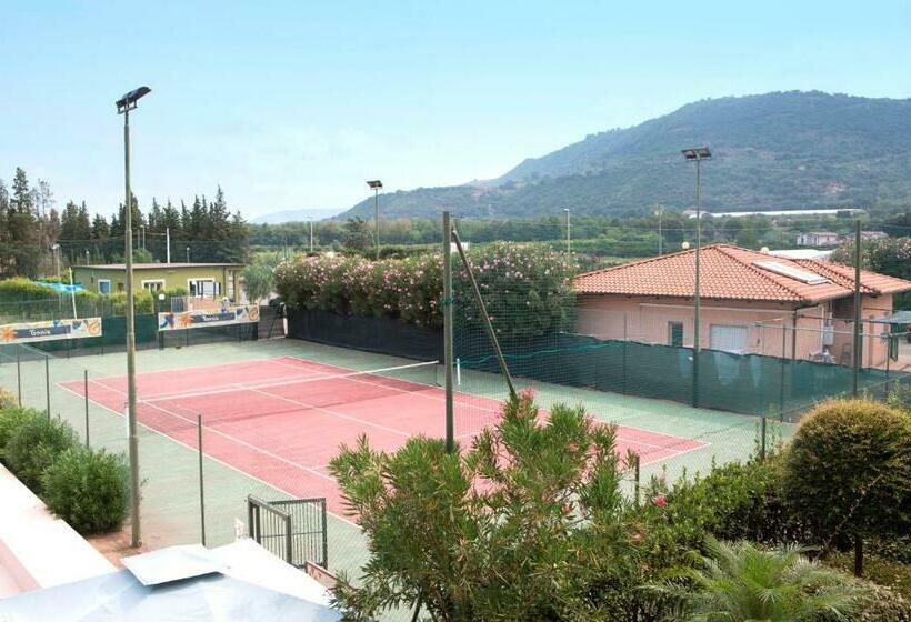 בית מלון כפרי Ihr Pizzo Calabro Resort