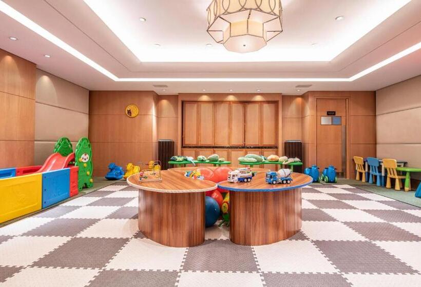 Отель Qingdao Sea View Garden