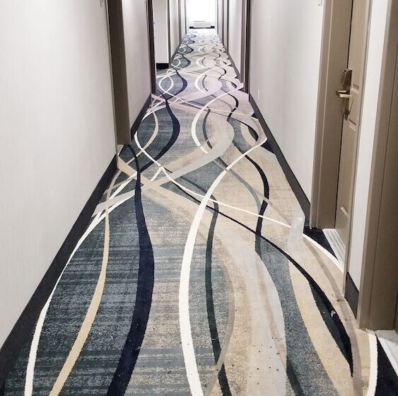 酒店 Quality Inn & Suites Cincinnati Sharonville