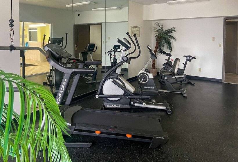 酒店 Quality Inn & Suites Cincinnati Sharonville