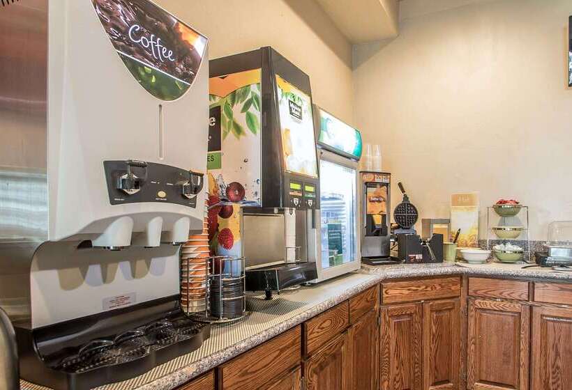 فندق Quality Inn & Suites East Troy I 43