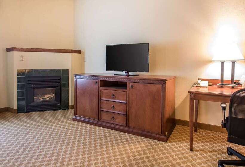 فندق Quality Inn & Suites East Troy I 43