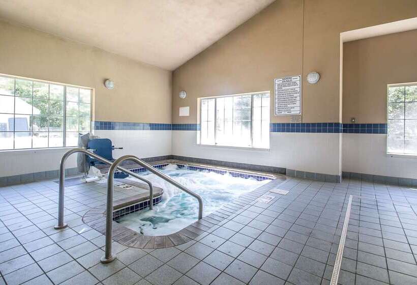 فندق Quality Inn & Suites East Troy I 43