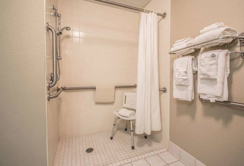 فندق Quality Inn & Suites East Troy I 43