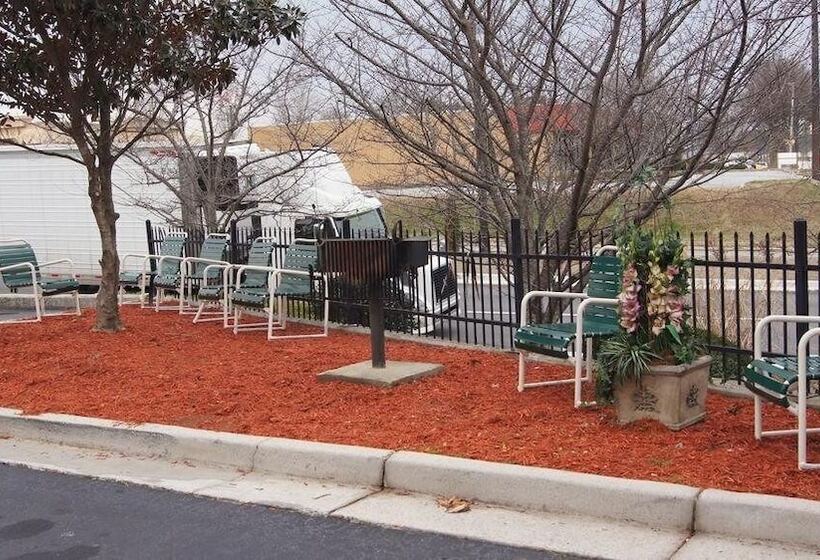 فندق Quality Inn & Suites Union City   Atlanta South