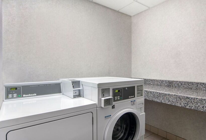 호텔 Quality Inn & Suites Union City   Atlanta South