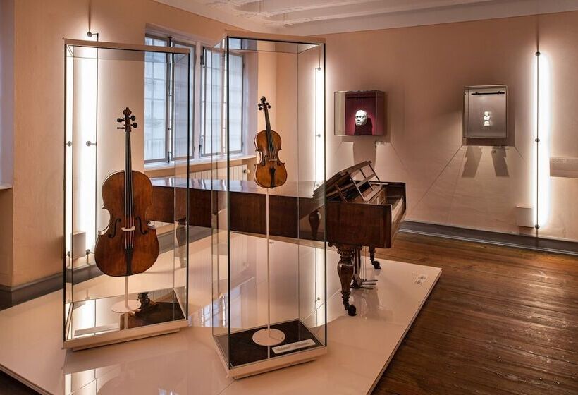 בית מלון כפרי Restaurant Zur Post