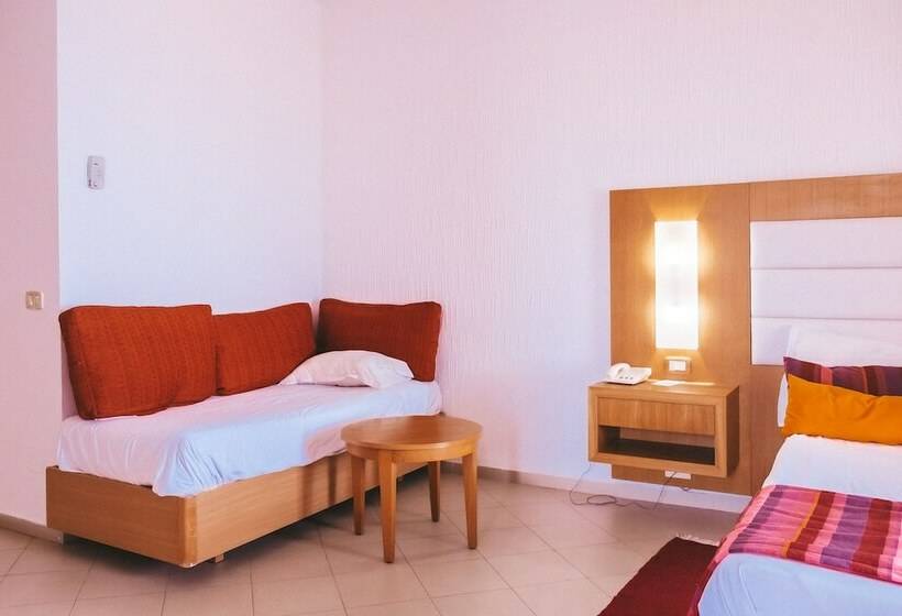 בית מלון כפרי Skanes Serail