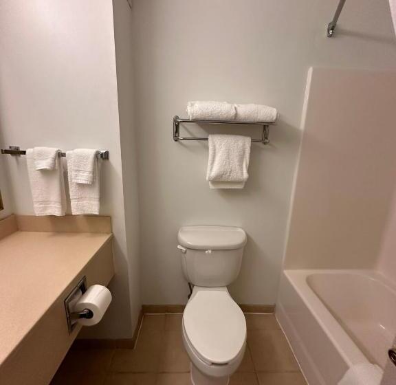 فندق Summerville Park Inn