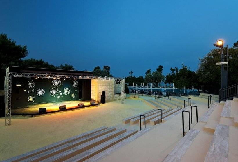 בית מלון כפרי Voi  Floriana Resort