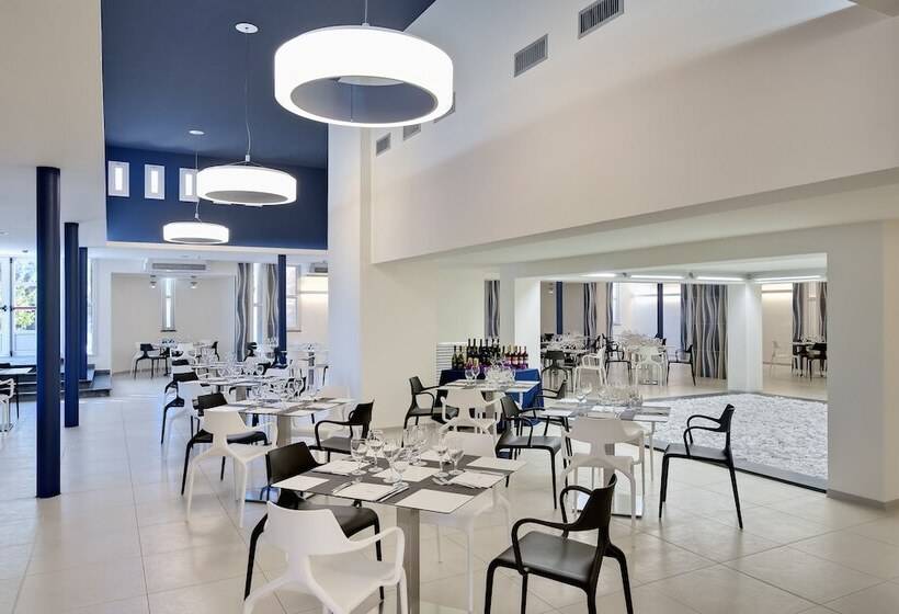 בית מלון כפרי Voi  Floriana Resort