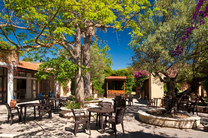 בית מלון כפרי Voi  Floriana Resort