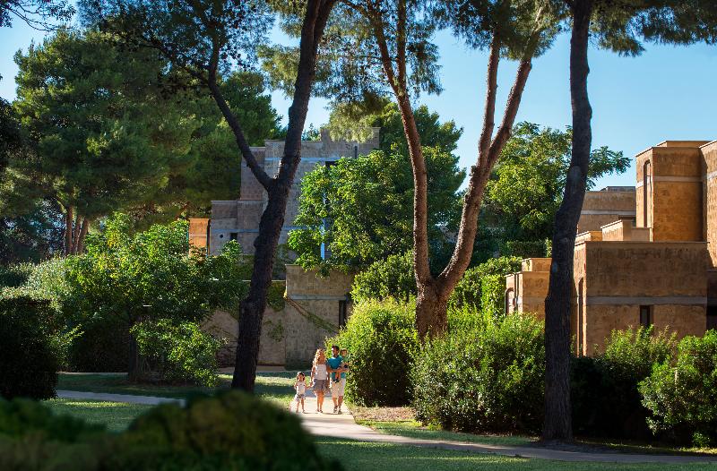 בית מלון כפרי Voi  Floriana Resort